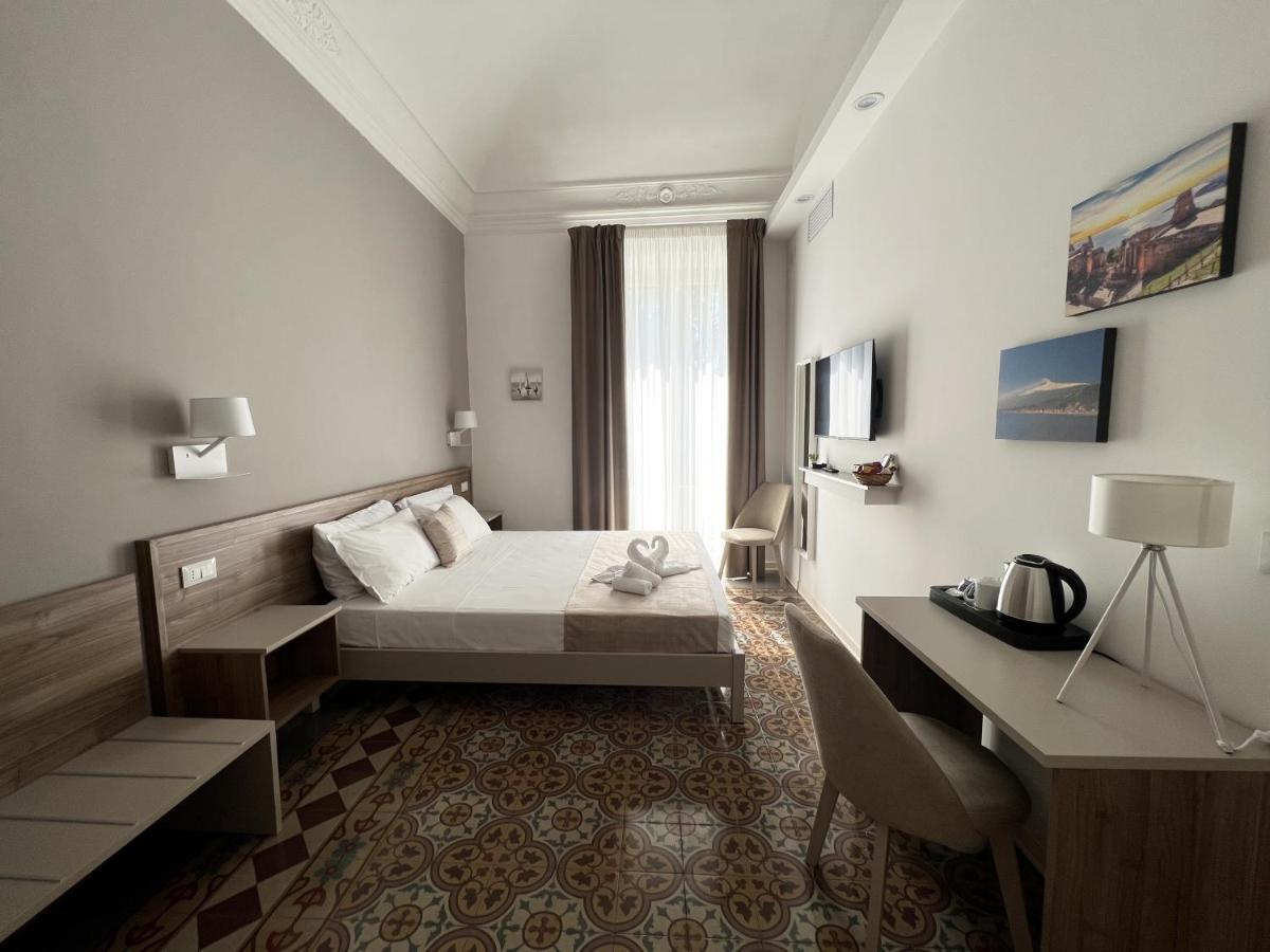 קטאניה Nove Volte B&B מראה חיצוני תמונה